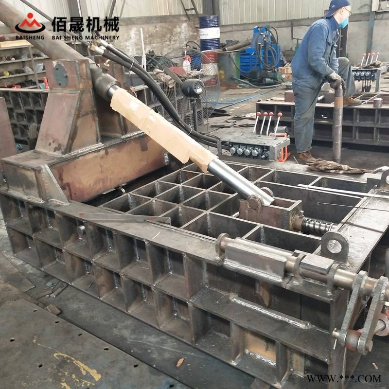 佰晟机械 全自动卧式油漆桶液压压块机 车床下脚料压块机 可乐瓶压块机大中小型号齐全 价格优惠
