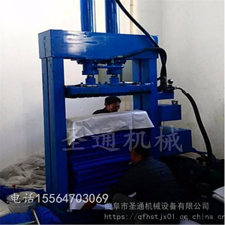 服装制衣下角料打包机压缩成包堆放不占地圣通挤压机