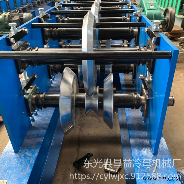 昌益压瓦机 集装箱包角机 立柱板材压型机 集装箱板瓦楞机 打包箱上下梁 角柱机图1
