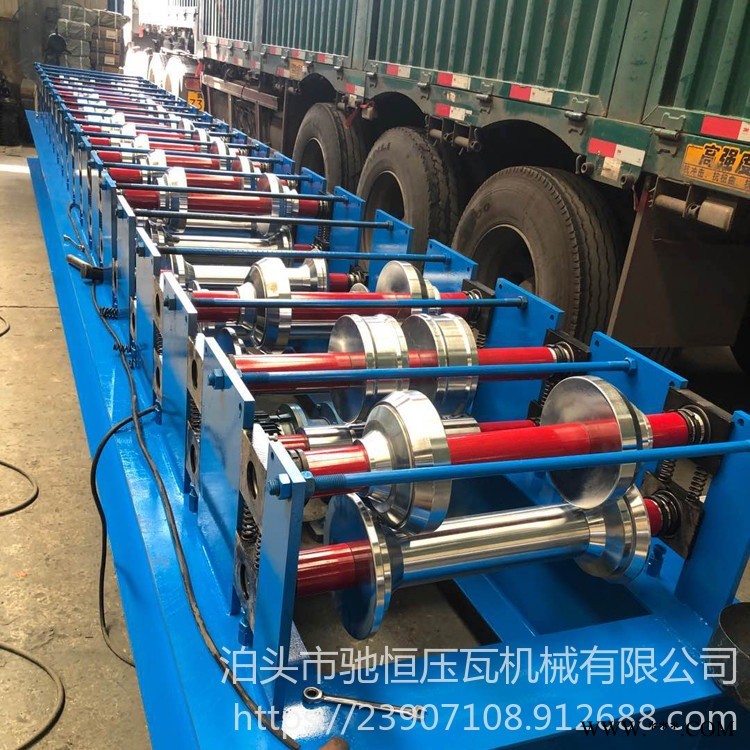 驰恒压瓦机  全自动角驰瓦机 666隐藏式角驰压型机 咬口式屋面瓦设备 全自动角驰压瓦机图1
