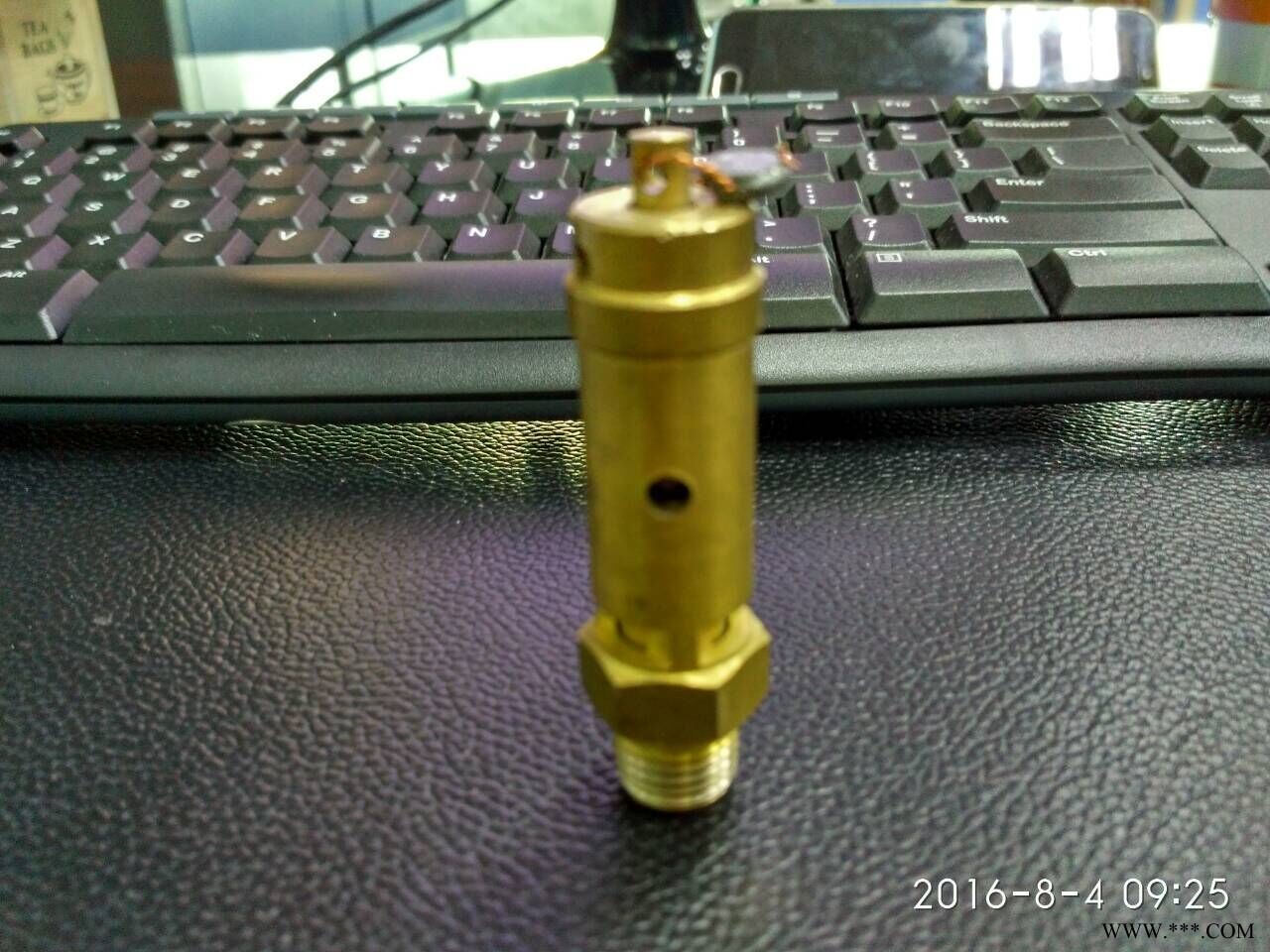 AK28X-10T-3/4带拉环空压机安全阀