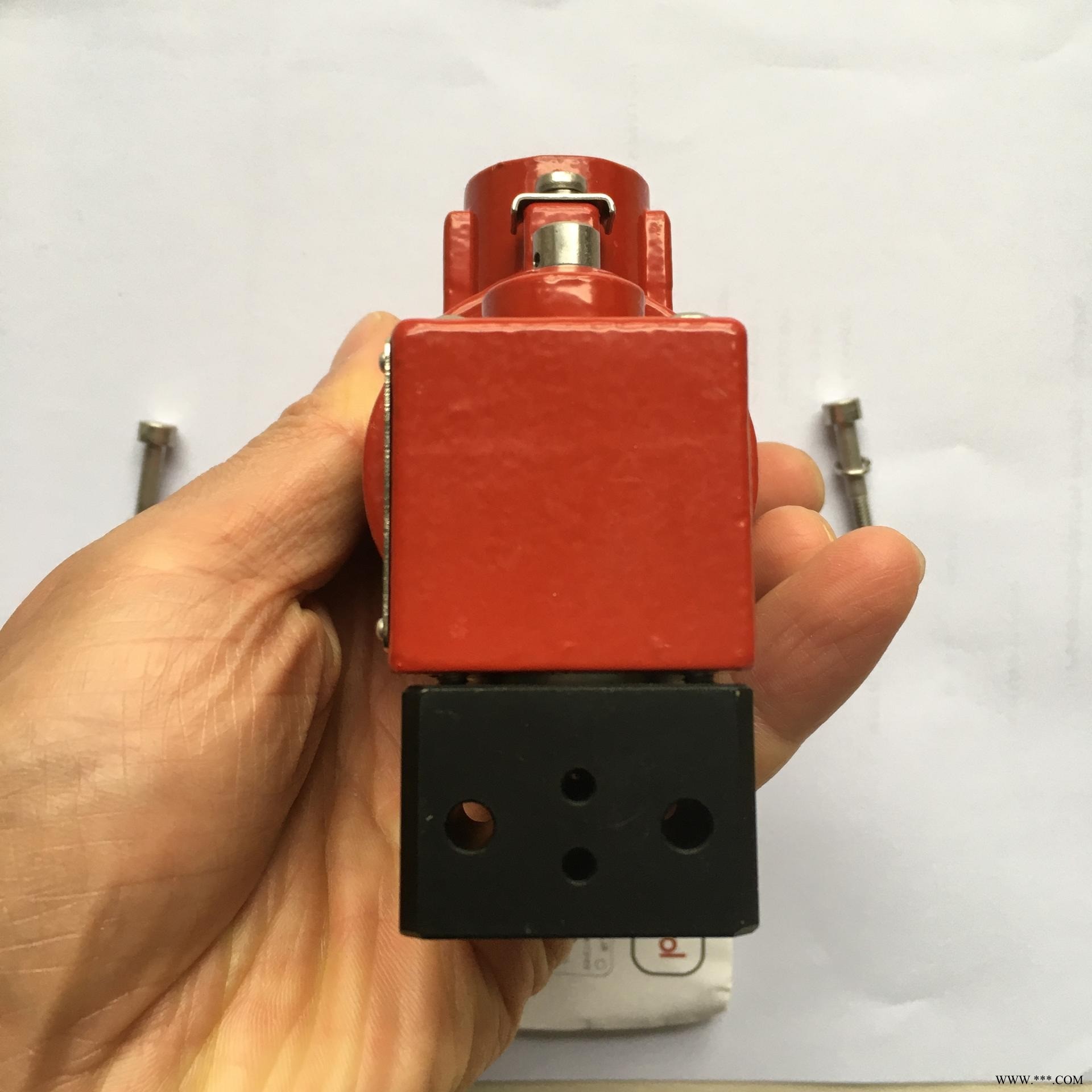 低价供应【原装】RGS电磁阀Pneumatrol高压电磁阀AV6360K08U图1