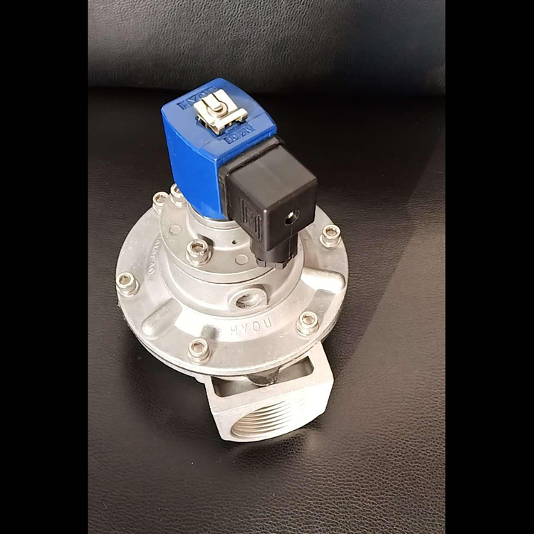 定制工业小型单机锅炉砖窑水泥脱硫脱硝脉冲仓顶脉冲布袋除尘器示例图1